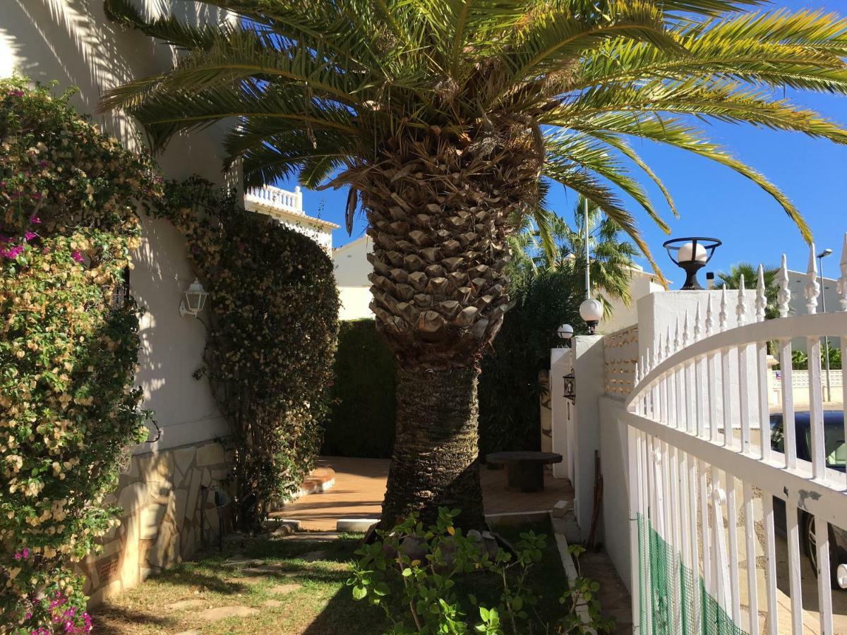Villa Frente Al Mar - Velazquez à Oliva Extérieur photo